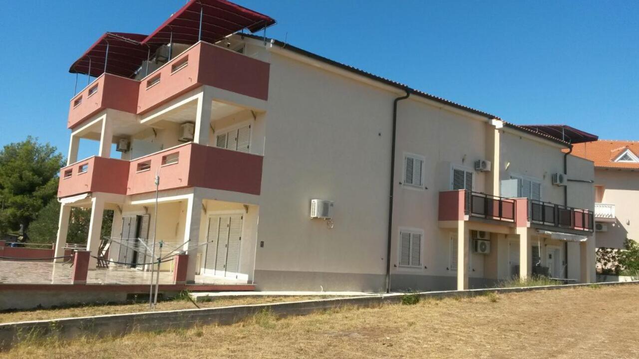 Villa „Drei Palmen“ Свети-Филип-и-Яков Экстерьер фото